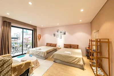Vietnam Travelers Home 4 - Spacious Bathtub & Cozy Private Balcony – 写真 2