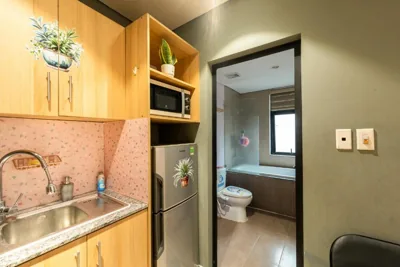 Vietnam Travelers Home 4 - Spacious Bathtub & Cozy Private Balcony – 写真 3